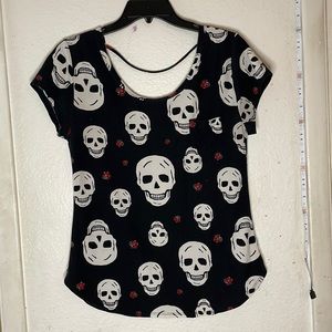 NO BOUNDARIES, Women’s Black Tee, Size L/G (11-13)